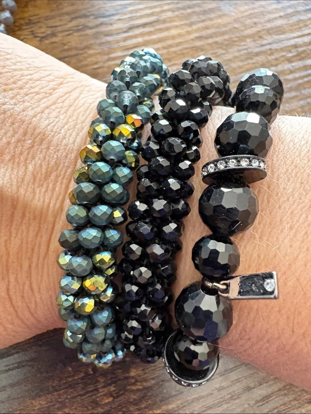Simply Vera—Mixed Bead Stretch Bracelet Set - Black, Gold, Aqua, Gray